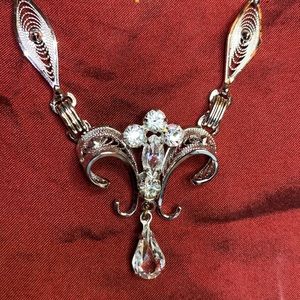 VINTAGE Sterling Silver necklace and earrings